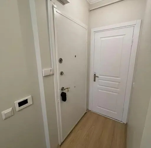 W/ Balcony In Center,5 Mn Walk To Istiklal Apartment Istanbul