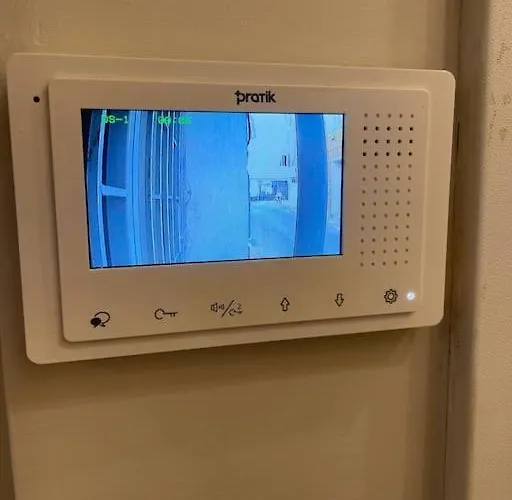 W/ Balcony In Center,5 Mn Walk To Istiklal Apartment Istanbul