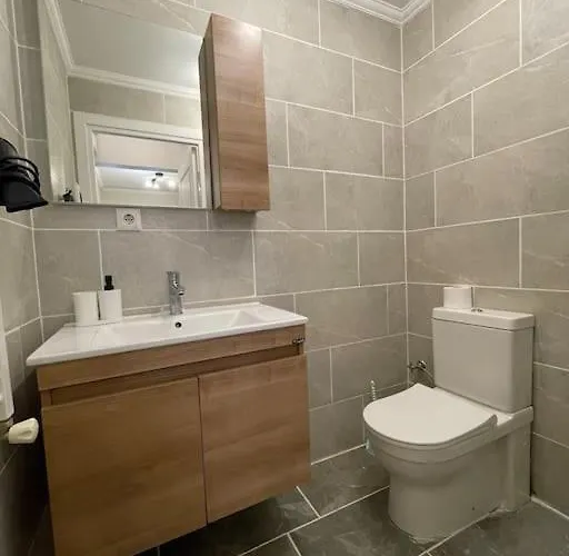 W/ Balcony In Center,5 Mn Walk To Istiklal *